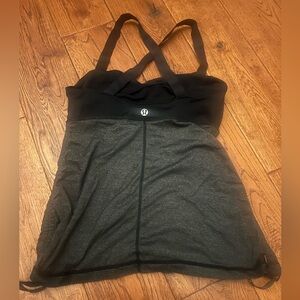 Lululemon top